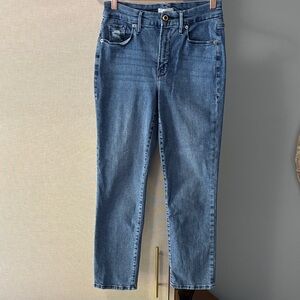 Good American Mid-Wash Ankle Jeans size 8/30